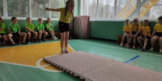 IMG-22e0f2b911e2e9af88d204ef85974b59-V